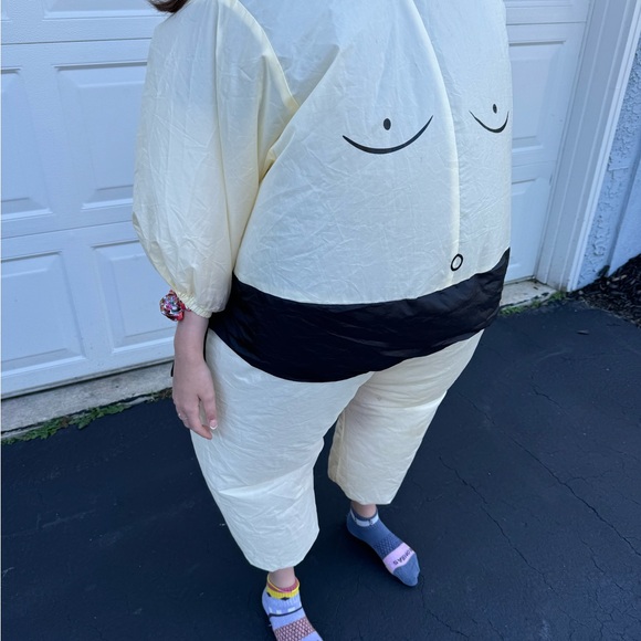 INFLATABLE COSTUME SUMO WRESTLER KIDS UNISEX HALLOWEEN 🎃 •MAKE AN OFFER • FUN - Picture 10 of 11